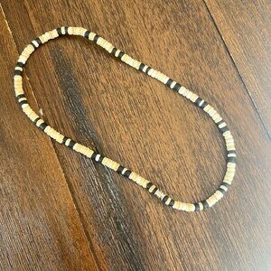 Hawaiian Bead Shell Neckalce